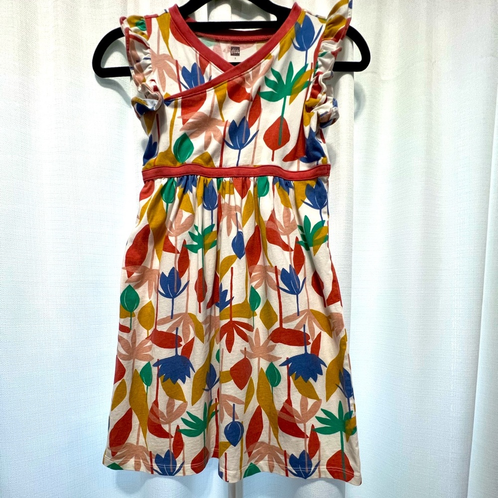 Girls size 7 cotton casual dress